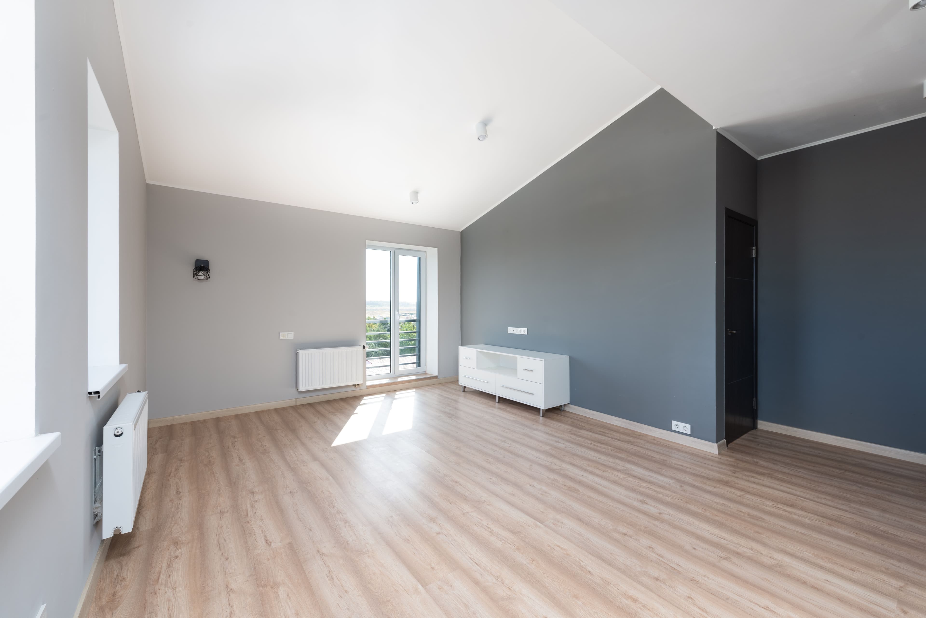 Houtrotherstel en lakwerk